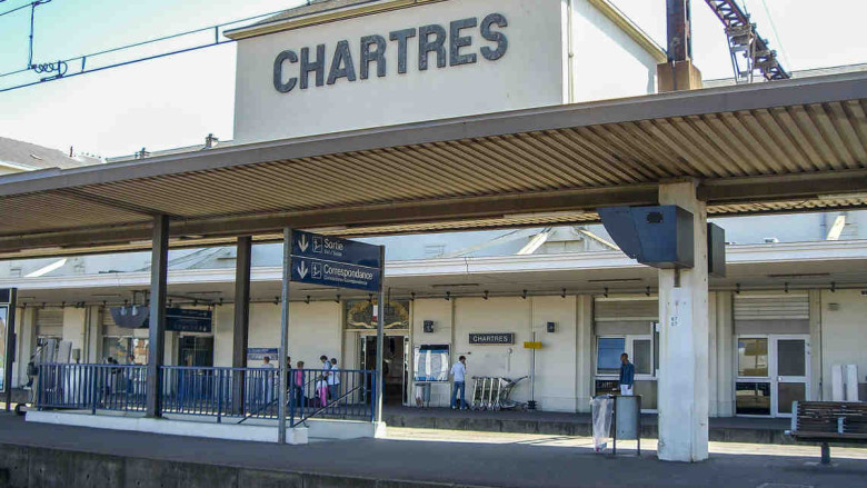 Train Station in Chartres by photographer Jill K H Geoffrion