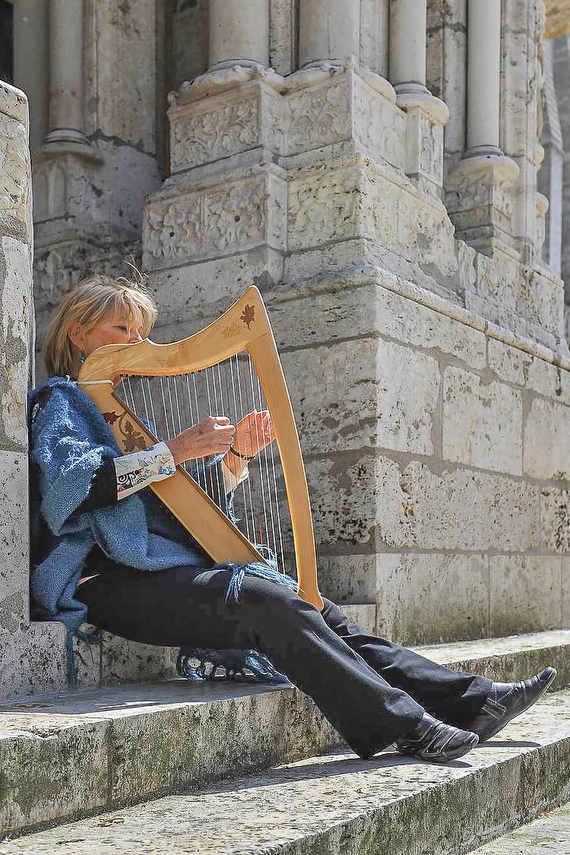 Harp Player, North Porch at Chartres Cathedral by photographer Jill K H Geoffrion